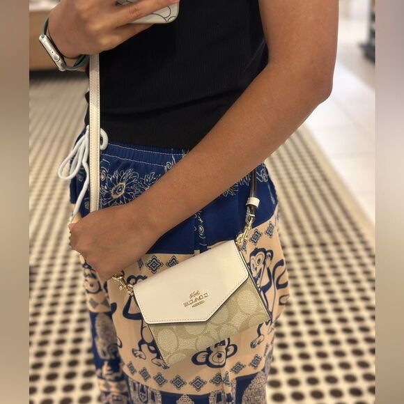 NWT Coach Mini Envelope Wallet With‎ Strap In Signature Canvas - Picture 9 of 9